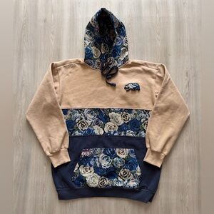 Grassroots California Bear Collection Floral Tapestry Sz L